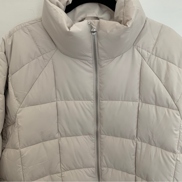 Abercrombie On The Go Puffer, size XL - Picture 6 of 14